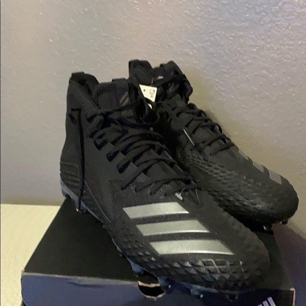 Football cleats